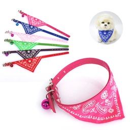 Pet triangle scarf with Bell